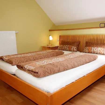 アパート Winzerhof Weber